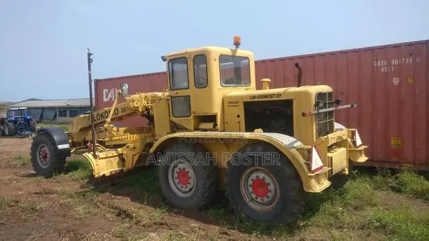 Grader Available for Rent/Negotiation-Call · Photo 1