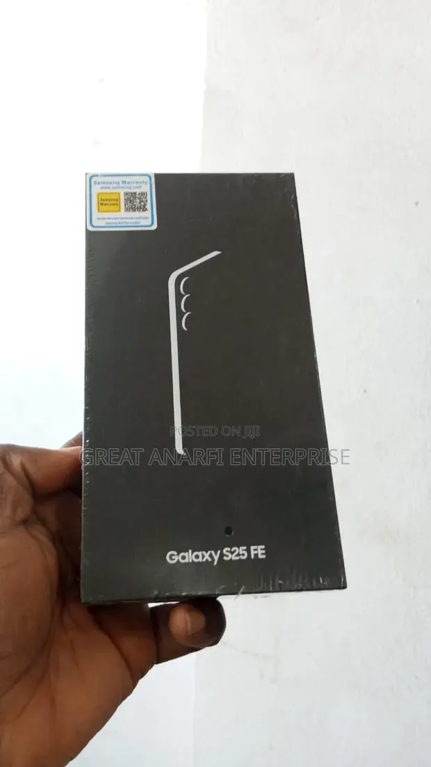 New Samsung Galaxy S25 FE 512 GB Black · Photo 1