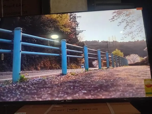 Asano 50” Uhd Tv – Cinema Experience at Home · Photo 1