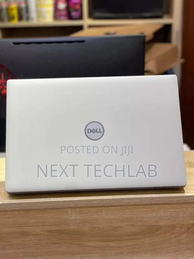 Laptop Dell Latitude 5520 24GB Intel Core I7 HDD+SSD 256GB · Photo 1