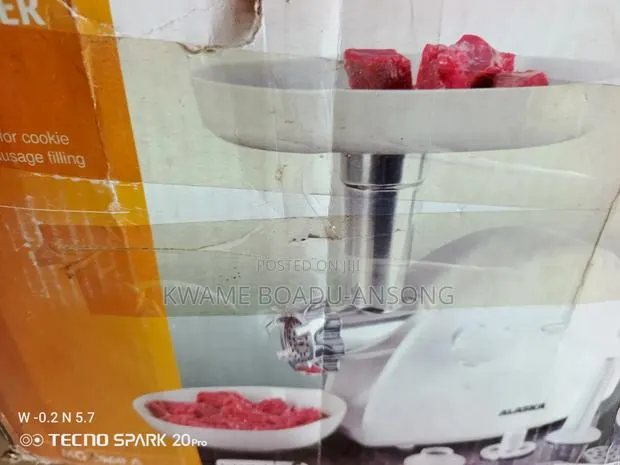 Meat Mincing Machine · Photo 1