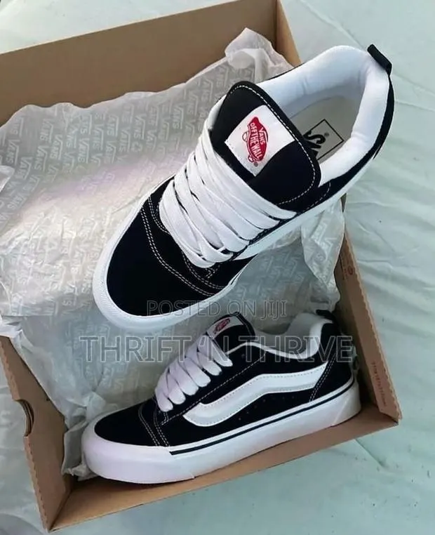 Black and White Vans Knu Skool Stack · Photo 1