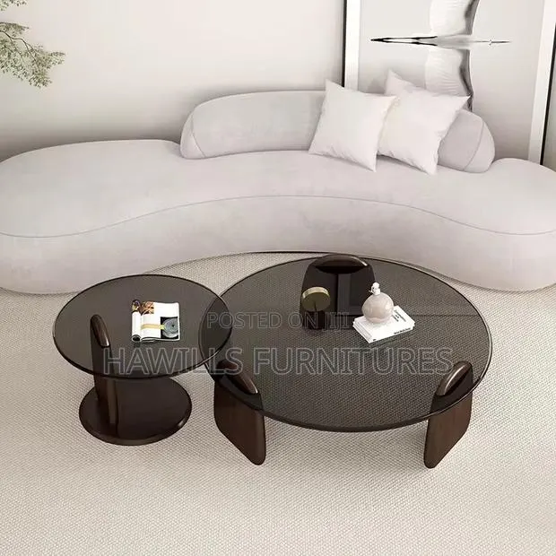 Luxury Glass Table · Photo 1