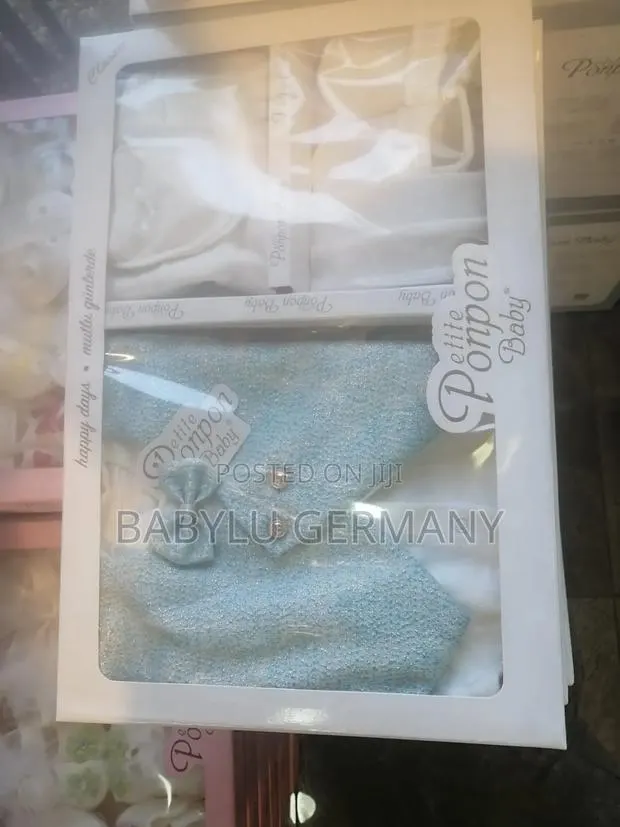 Luxury Organic Baby Boy Suit Gift Set for Newborn to 6 Months Old · Photo 1