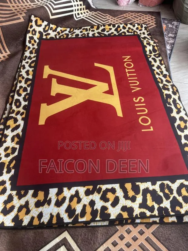 Soft Thick 3d Rugs Size (120x180cm) · Photo 1