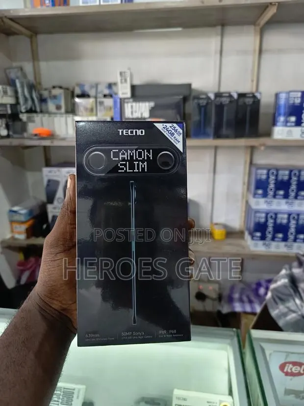 New Tecno Spark Slim 256 GB Black · Photo 1