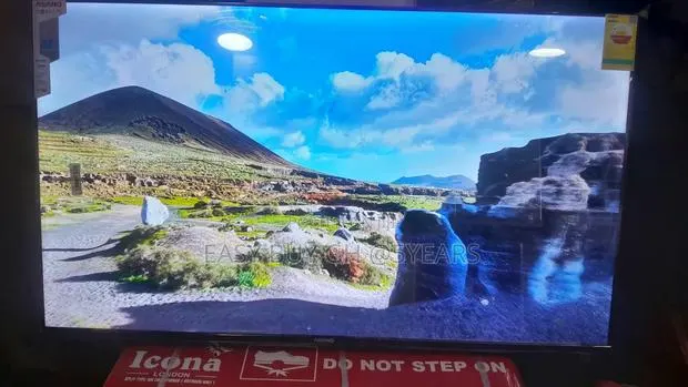 Entertainment Without Limits – Ansano 50” Tv · Photo 1
