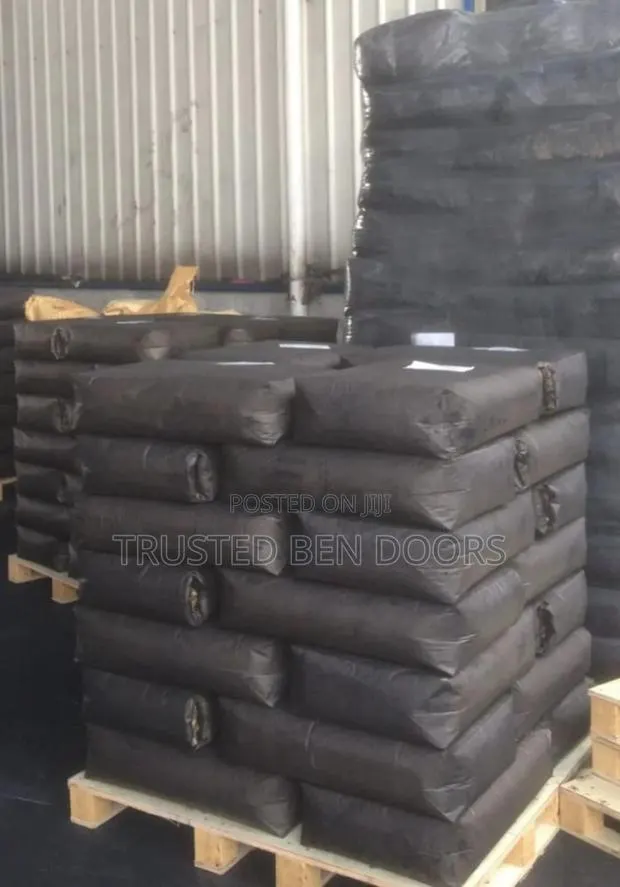 Quality Black Color Iron Oxide Pigment at Wholesale Price · Photo 1