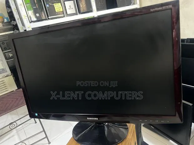 Samsung 27 Inches Inches · Photo 1