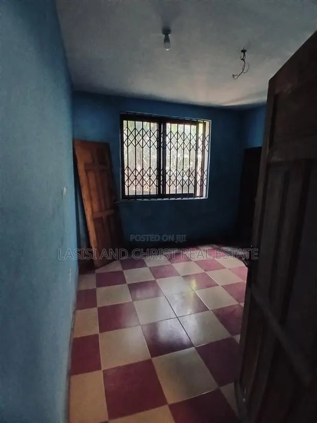 1bdrm Apartment in Lasisi And Christ, Amasaman for rent · Photo 3