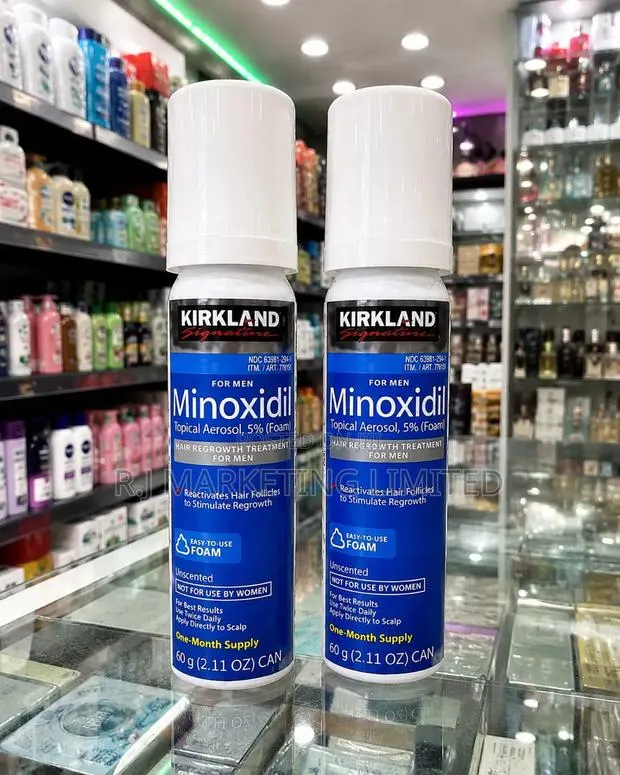 Kirkland Minoxidil Foam · Photo 1