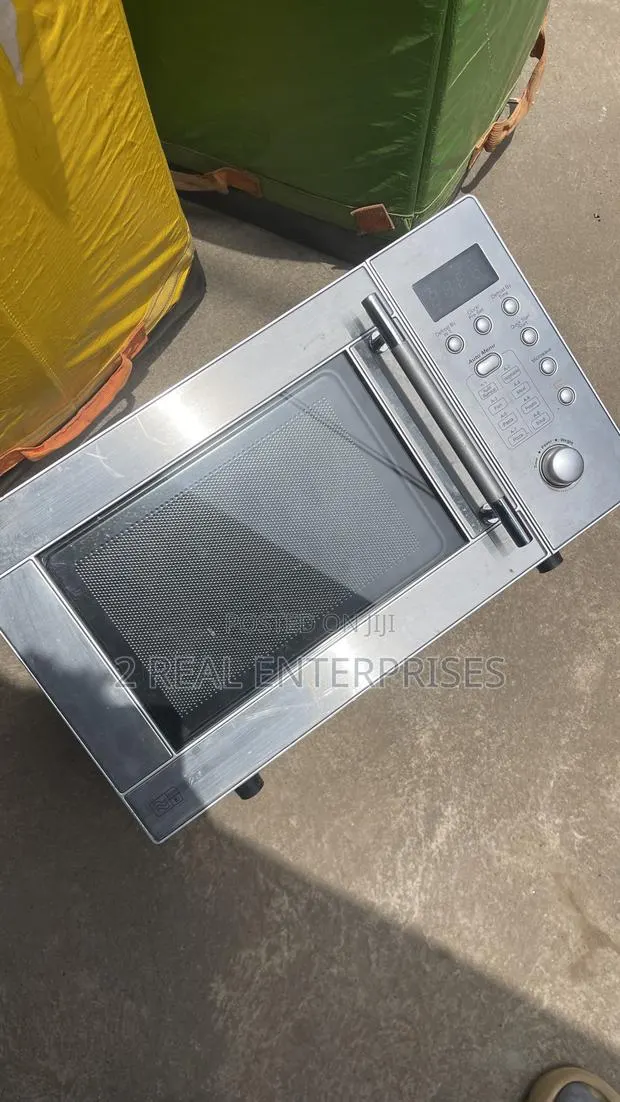 Microwave With in Built Digital Control 800W · Photo 1