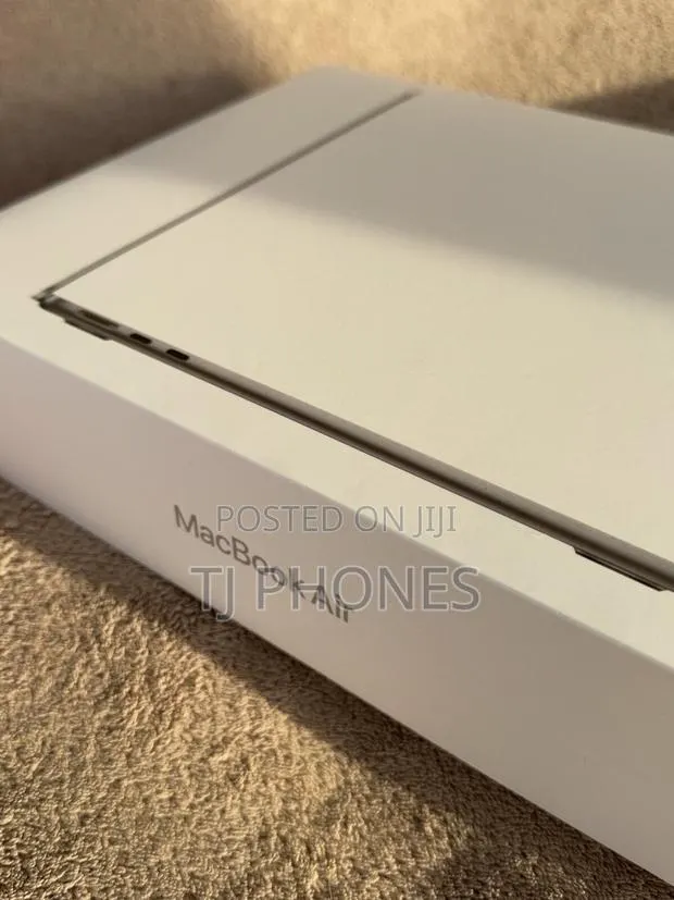 New Laptop Apple MacBook Air 2026 M5 16GB Apple M5 SSD 512GB · Photo 1