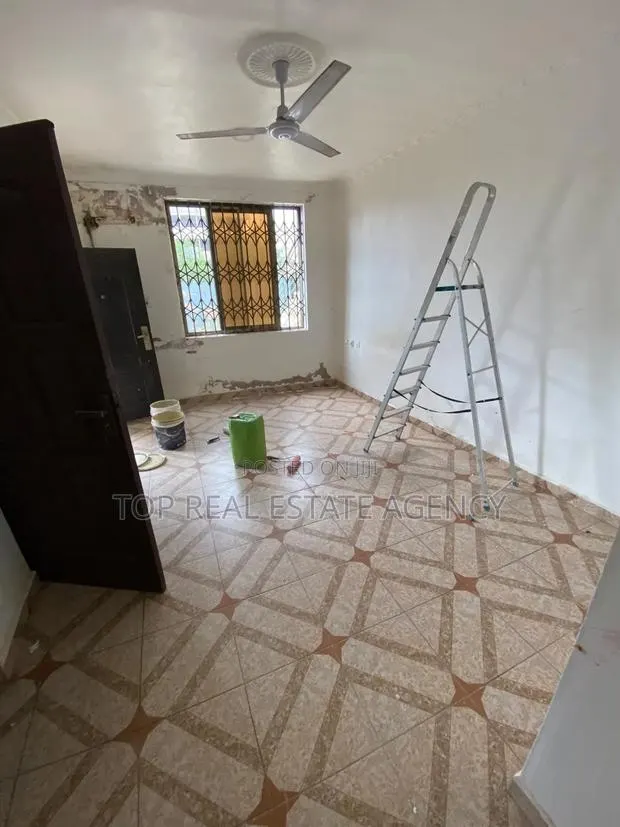 1bdrm Apartment in Pokuase Ablekuma for rent · Photo 1