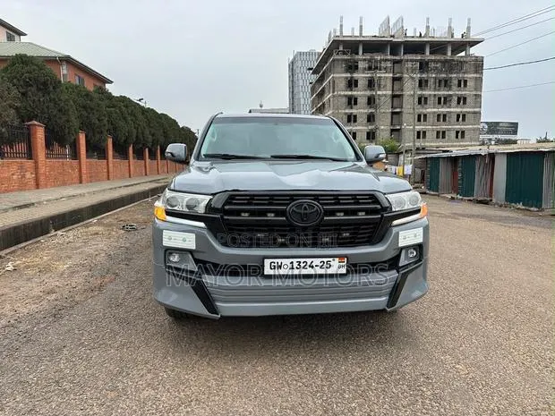 Toyota Land Cruiser 4.5 V8 DSL 2013 · Photo 1