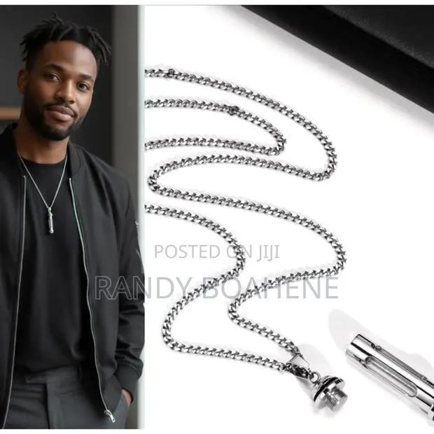 Lamp Shaped Pendant Necklace · Photo 1