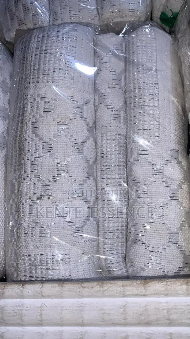 White Handwoven Kente · Photo 1