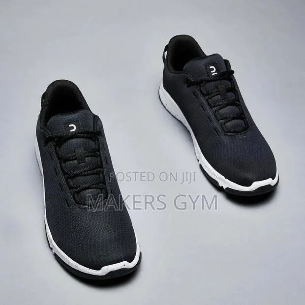 Men and Women Walking Shoe · Photo 1