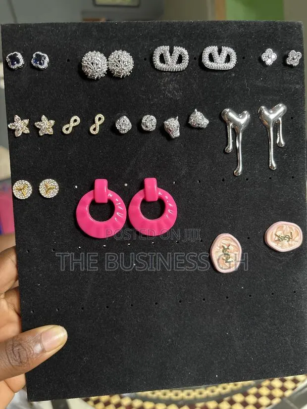 Ladies Earrings/ Earrings for Women · Photo 1