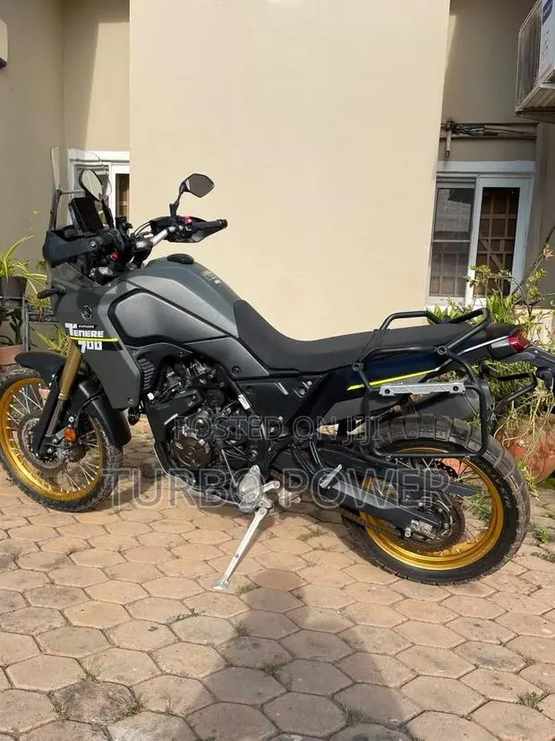 Yamaha 2024 Black · Photo 1