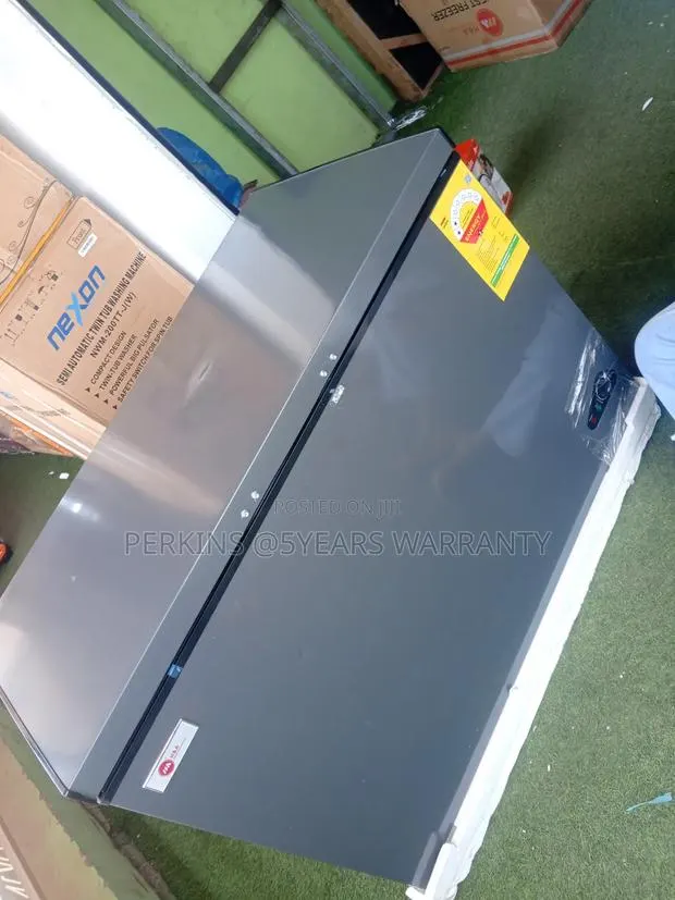 H a Fast Cooling Refrigerator 348 L Refrigerator · Photo 1