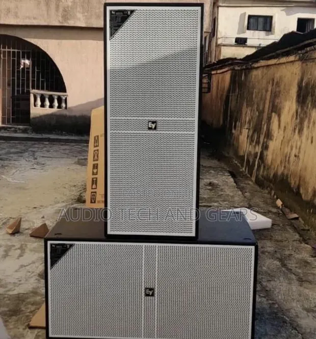 Electro Voice Speaker Set {PAIR} · Photo 1