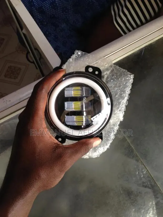 Toyota Corolla Fog Light/Universal Led Fog Light 2010,2011,2012 · Photo 1