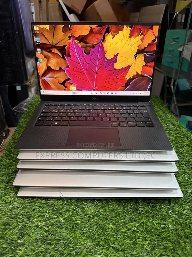 Laptop Dell XPS 13 7390 8GB Intel Core i5 SSD 512GB · Photo 1