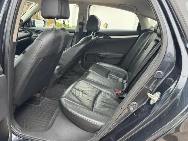 Honda Civic Touring Sedan 2020 Blue · Photo 1