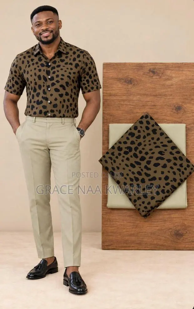 2 Yards Plain, 2 Yards Pattern · Photo 1