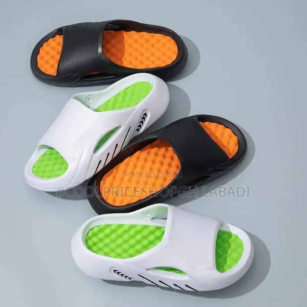 Message Slippers · Photo 1