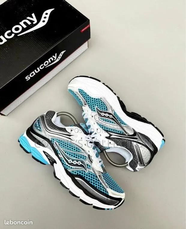 Saucony Progrid Omni Sneakers · Photo 1
