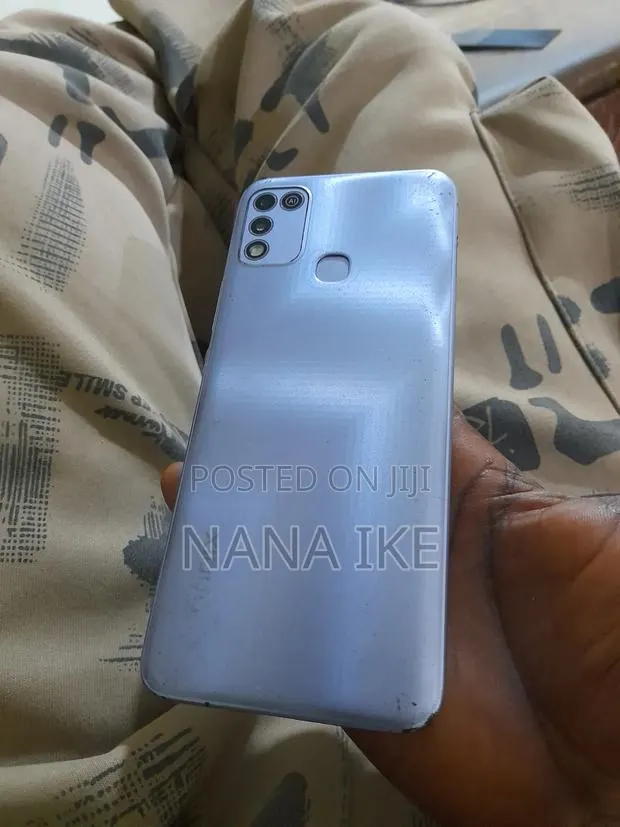 Infinix Hot 10 Play 64 GB Blue · Photo 1