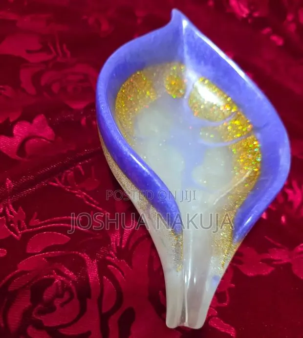 Soap Dish With a Drain · Photo 2