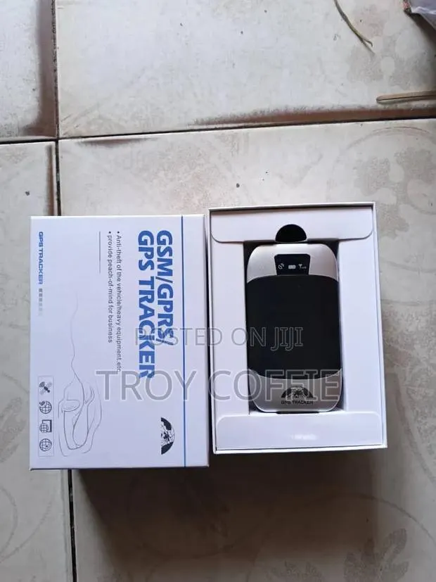 Car GPS Tracker · Photo 1