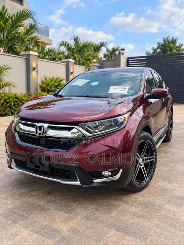 Honda CR-V 2017 Red · Photo 1