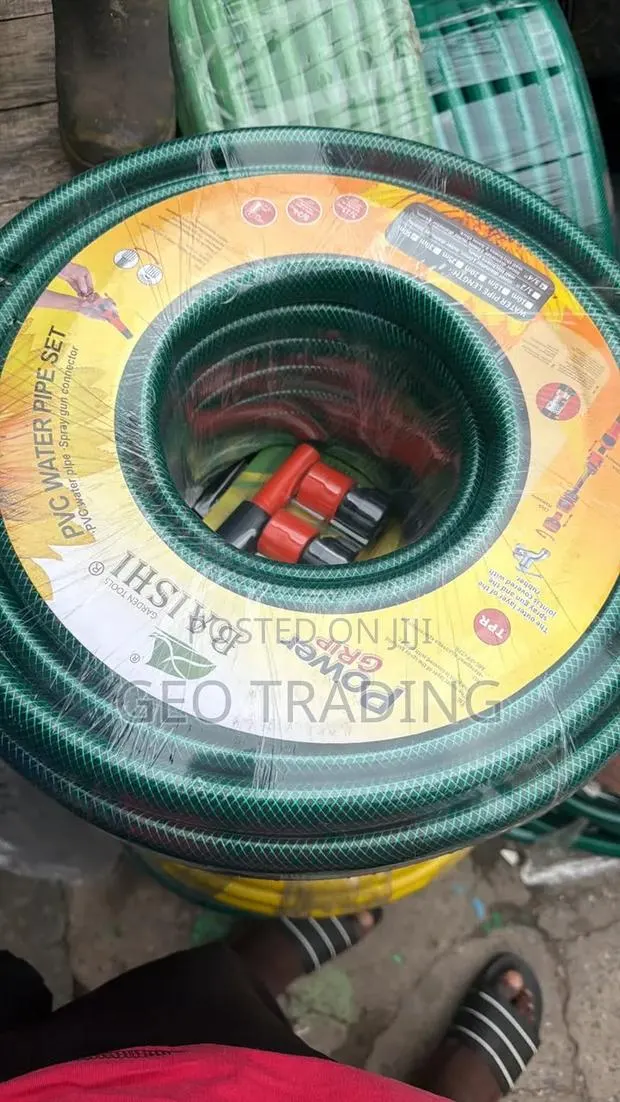 Reinforced Water Hose · Photo 1