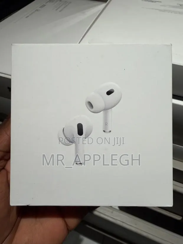 AirPods Pro 3 · Photo 1