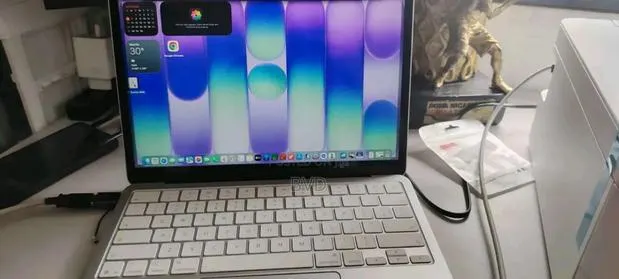 New Laptop Apple MacBook Neo 2026 8GB Apple M3 SSD 256GB · Photo 1
