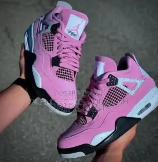 Pink Jordan 4 · Photo 1