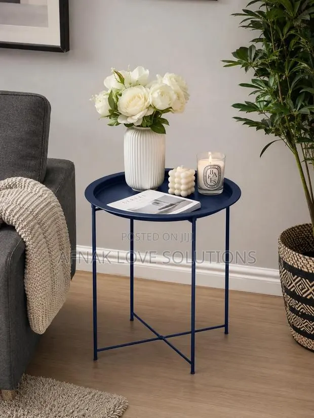 Multi-Purpose Tray Folding Table · Photo 1