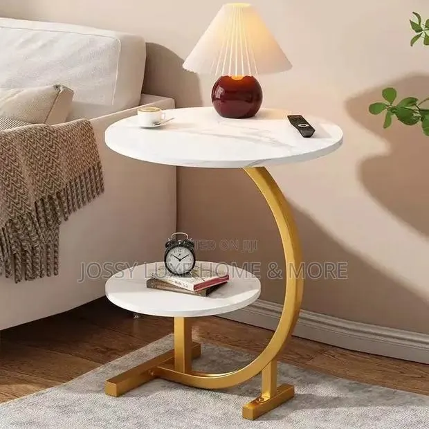 Side Table, · Photo 1