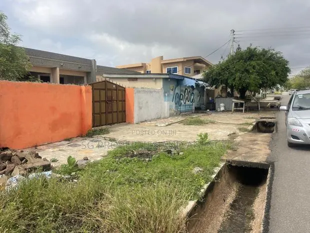 Titled TDC Genuine Land for Sale at Sakumono · Photo 1