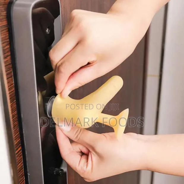 Door Handle · Photo 1