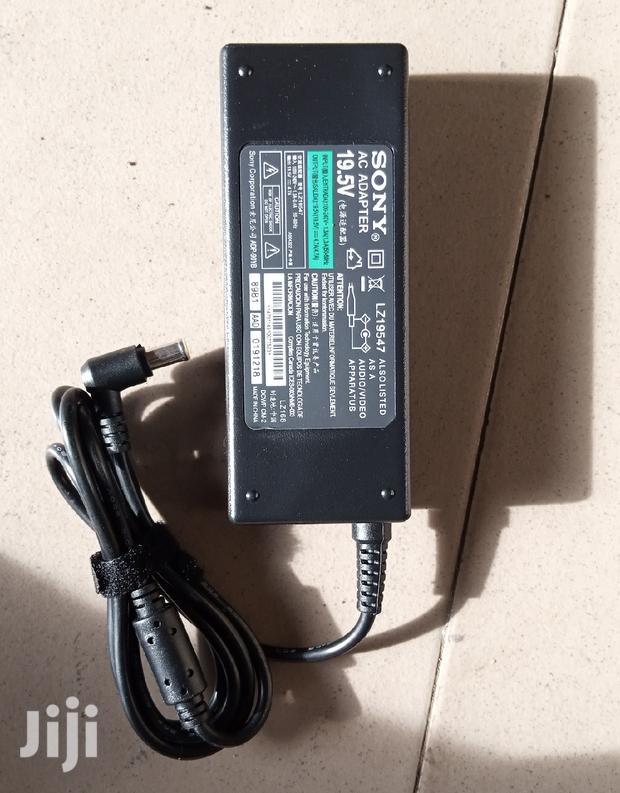 Sony Vino Charger · Photo 1