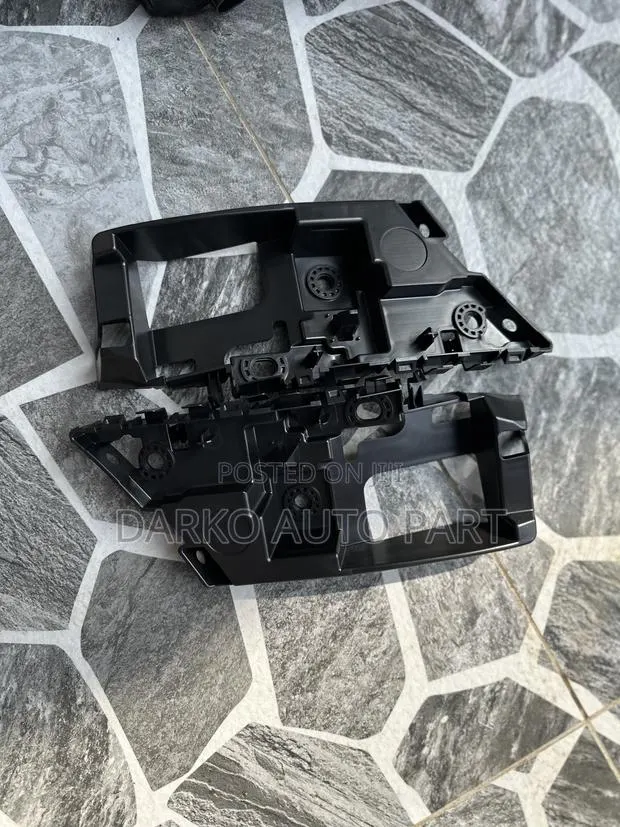 Ford F150 2021-2024 Front Bumper Lock Available · Photo 1