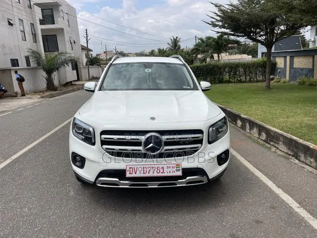 Mercedes-Benz GLB-Class GLB 250 4MATIC 2021 White