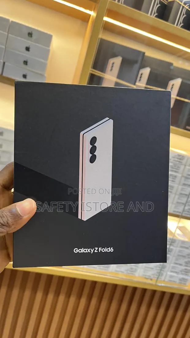 New Samsung Galaxy Z Fold6 256 GB Rose Gold · Photo 1
