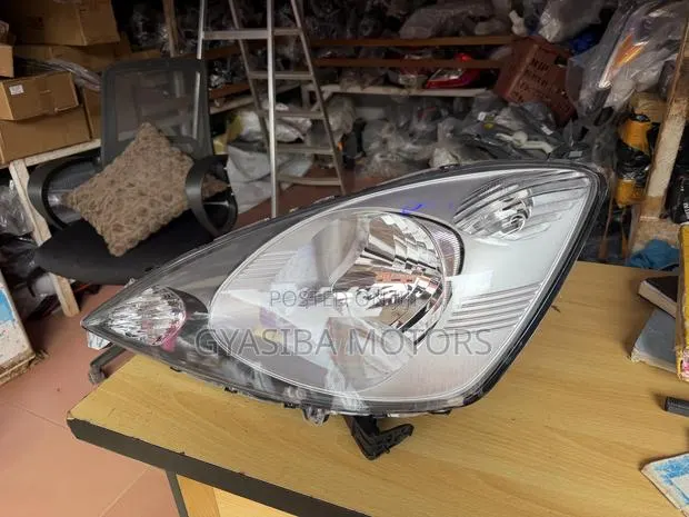 Honda 2009 - 2011 Headlight Japan Type · Photo 1