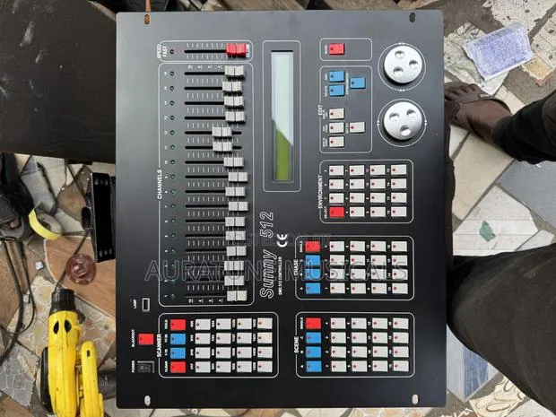 Sunny 512 DMX Controller · Photo 1